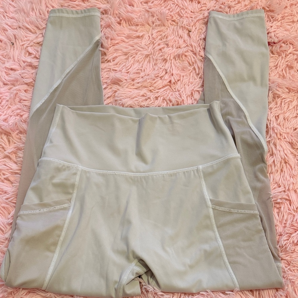 Aerie Light Gray High-Waisted Leggings